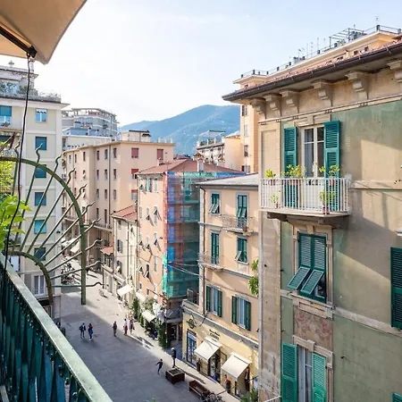 Guesthost - Bastione With Charming Terrace Διαμέρισμα *