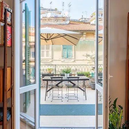 شقة Guesthost - Bastione With Charming Terrace لا سبيتسْيا